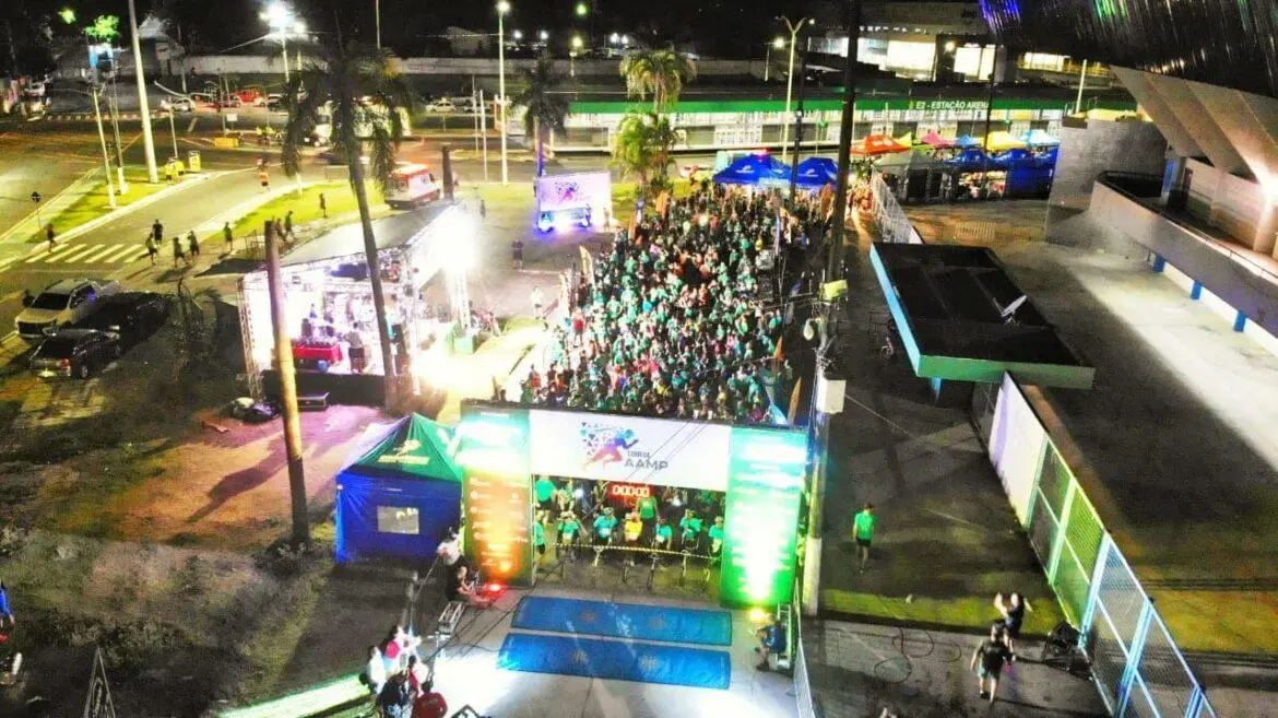 Mais de mil pessoas participam da Corrida da AAMP no Dia dos Pais