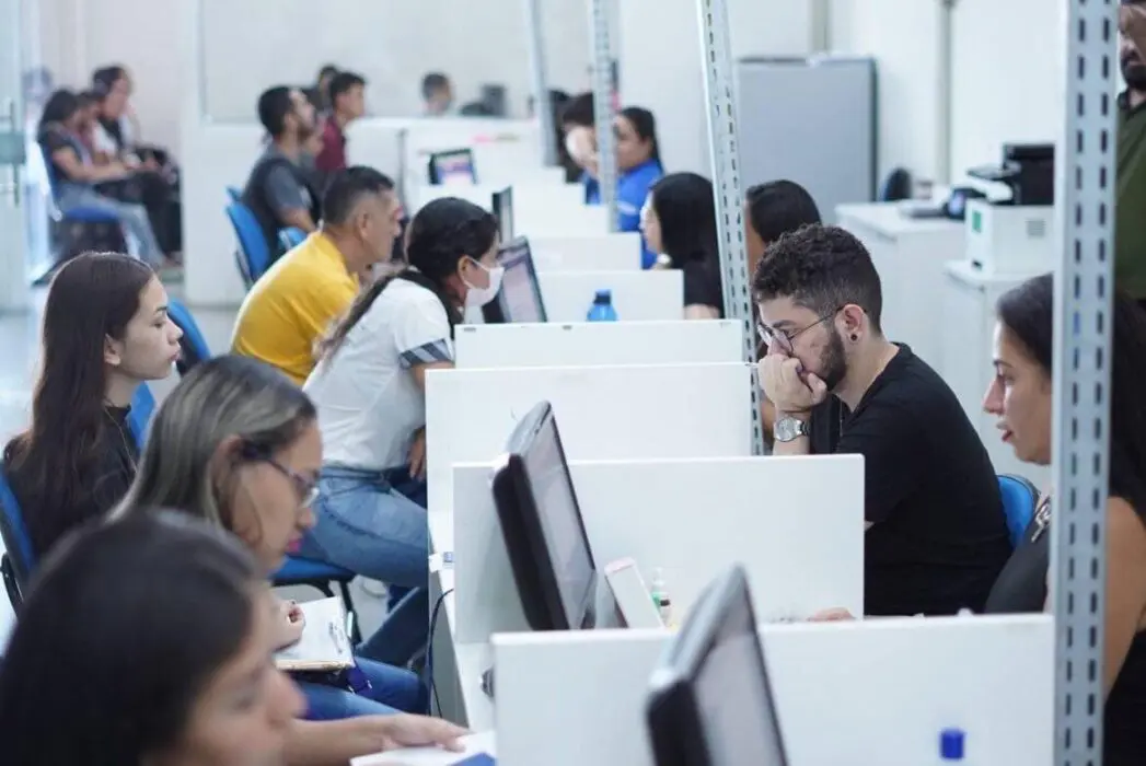 Sine Amazonas divulga 174 vagas de emprego para esta segunda-feira (30)