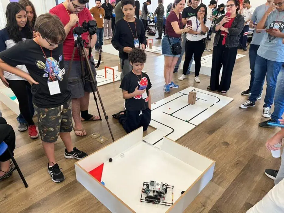 Alunos da Manaós Tech irão representar o Amazonas na Olimpíada Brasileira de Robótica
