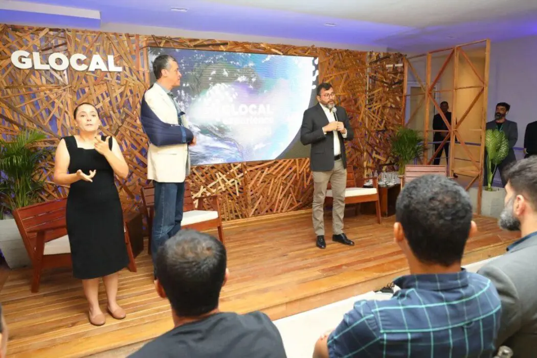 Wilson Lima destaca potencial do Amazonas na área ambiental durante abertura da Glocal Experience Amazônia