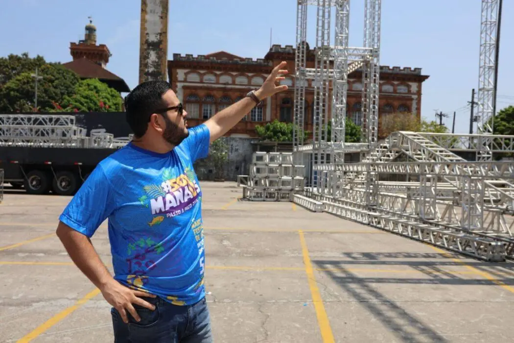 Prefeitura de Manaus inicia montagem do Palco Amazona do #SouManaus 2023
