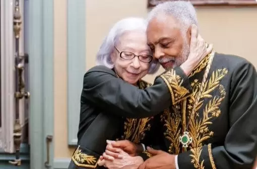 Fernanda Montenegro é homenageada por famosos no aniversário de 94 anos: 'Nossa Dama'