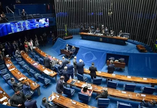 Senado aprova desoneração da folha de pagamentos de 17 setores