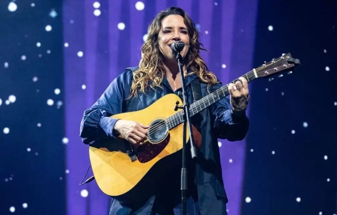 'Ana canta Cássia' tem virada de lote em Manaus