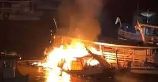 Explosão em barco com botijões e combustíveis deixa um morto em Itacoatiara