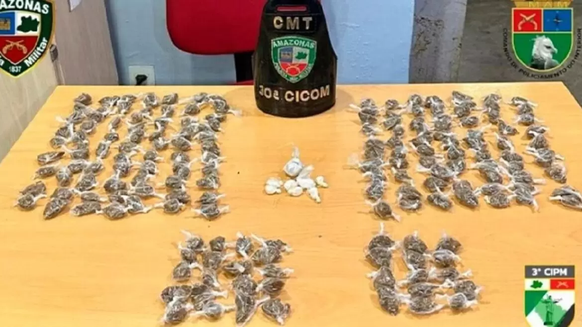 Dupla é presa com mais de 180 porçoes de drogas no Amazonas
