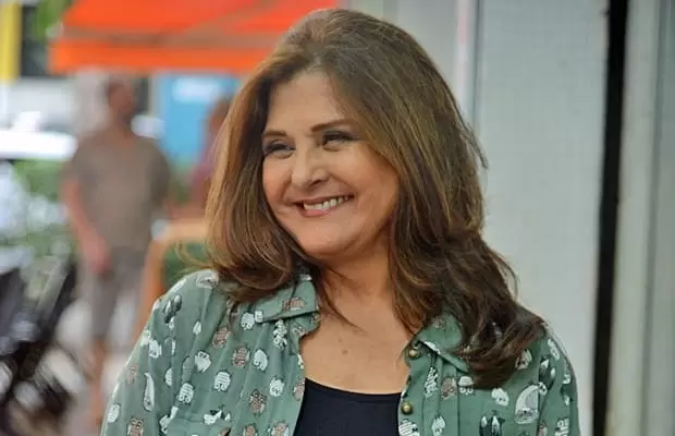 Atriz Elizangela do Amaral morre aos 68 anos no RJ