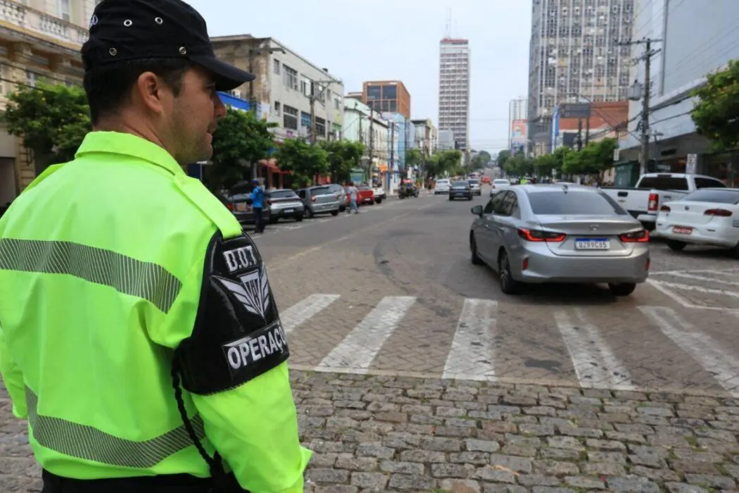 Prefeitura de Manaus lança operação 'Natal’ para ordenar trânsito na cidade