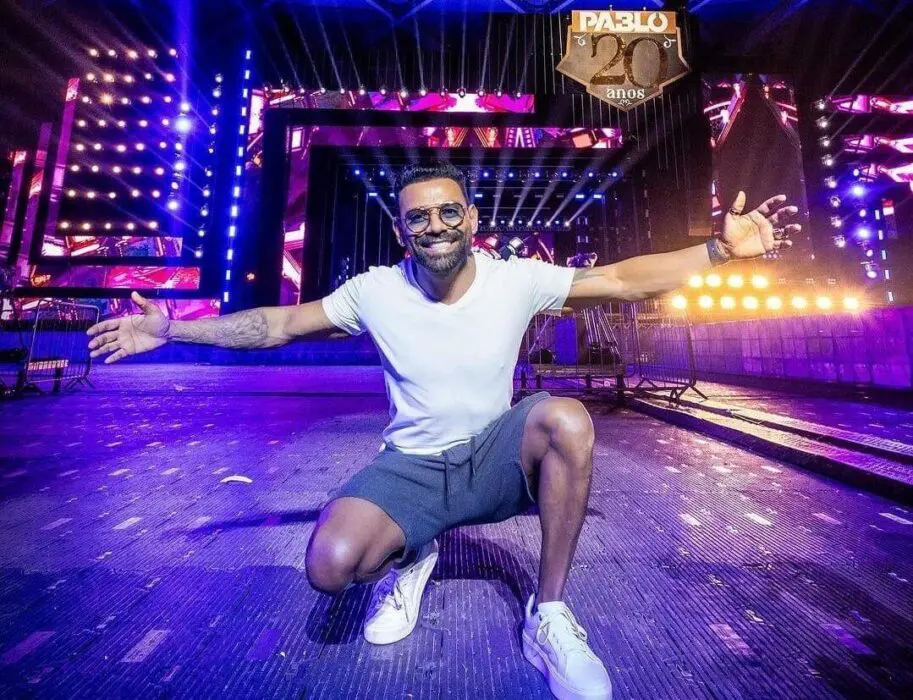 DVD Pablo 20 anos é lançado em sessão exclusiva no cinemaFábrica de Eventos lançou uma promoção para os fãs do cantor participarem da ação