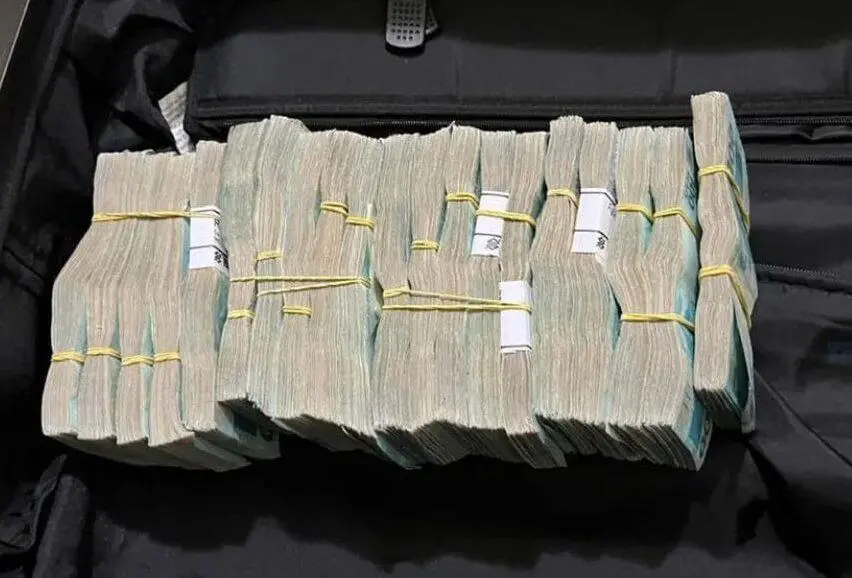 PF prende policial civil com mais R$ 300 mil em espécie durante operação contra fraude em benefícios do INSS