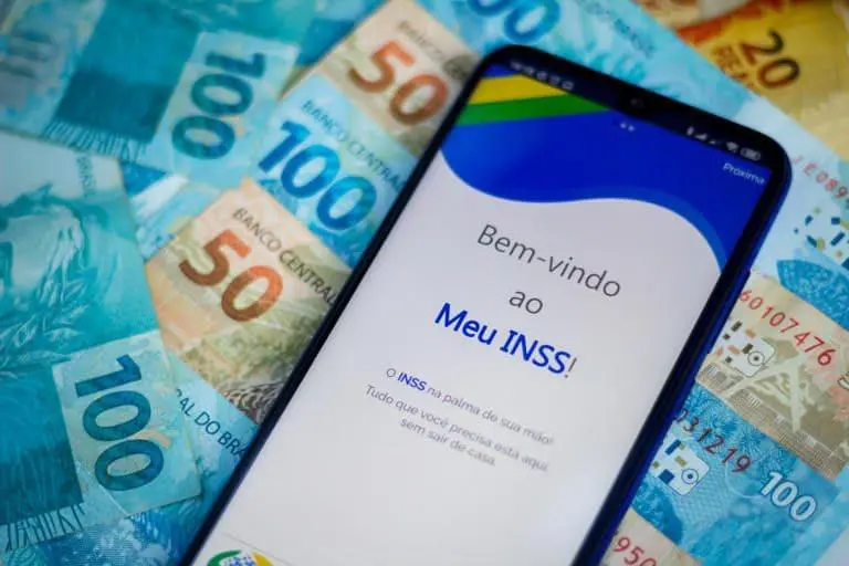Pagamento com novo salário mínimo a aposentados e pensionistas começa nesta quinta