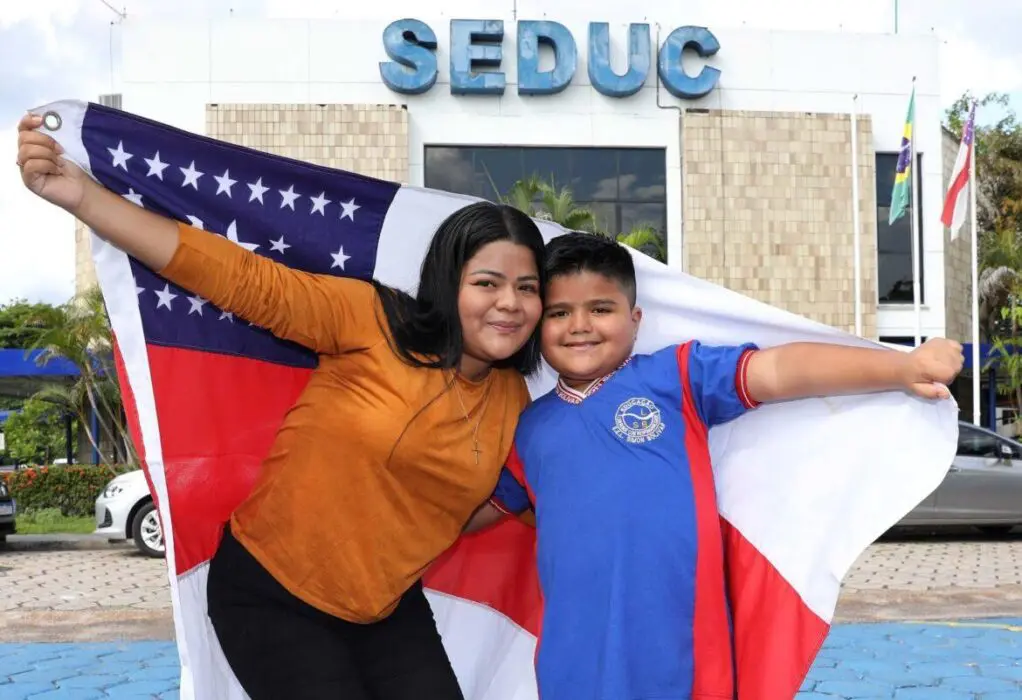 Pequeno Gênio: aos 10 anos, Luan é aprovado no vestibular da UEA