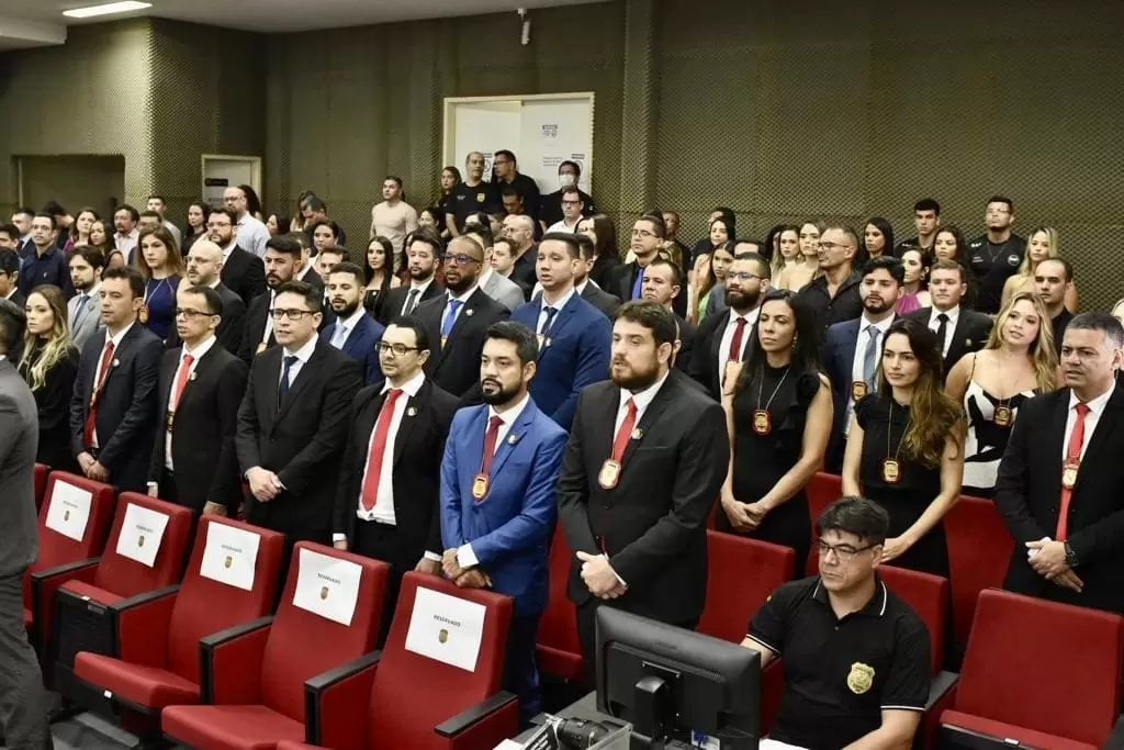 Novos policiais civis tomam posse e Wilson Lima ressalta reforço na segurança, principalmente, no interior do estado