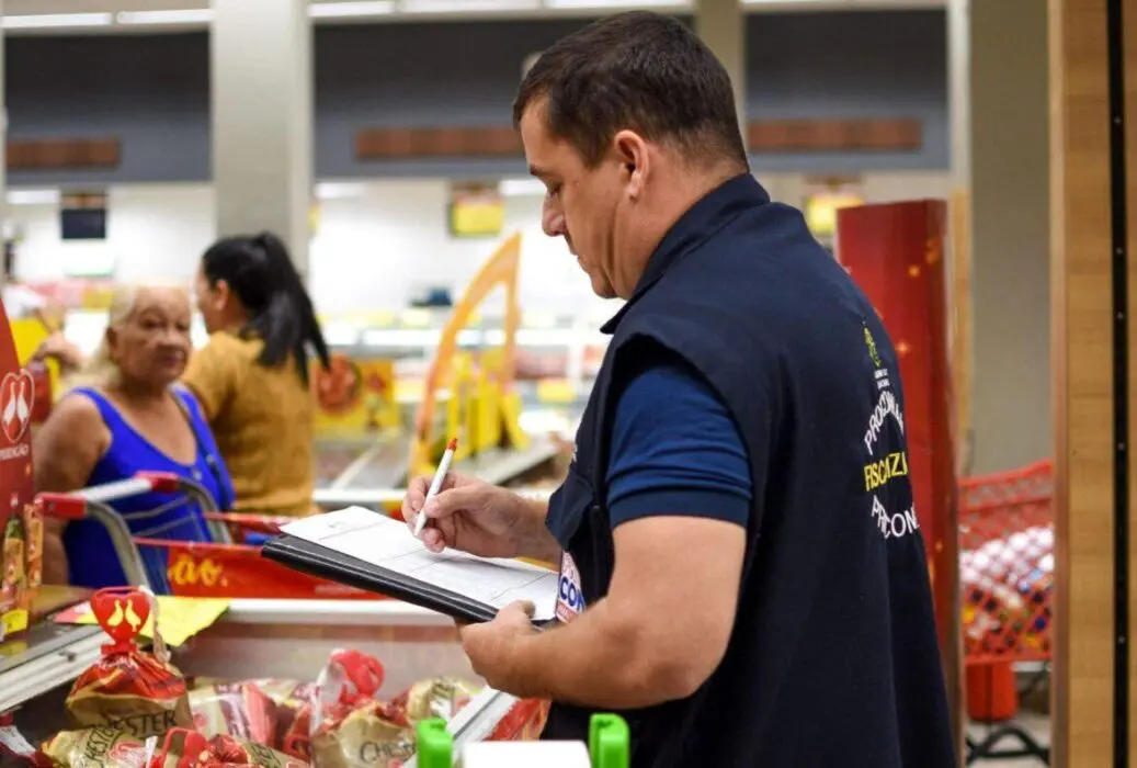 Procon-AM divulga pesquisa de preços de itens da Ceia Natalina