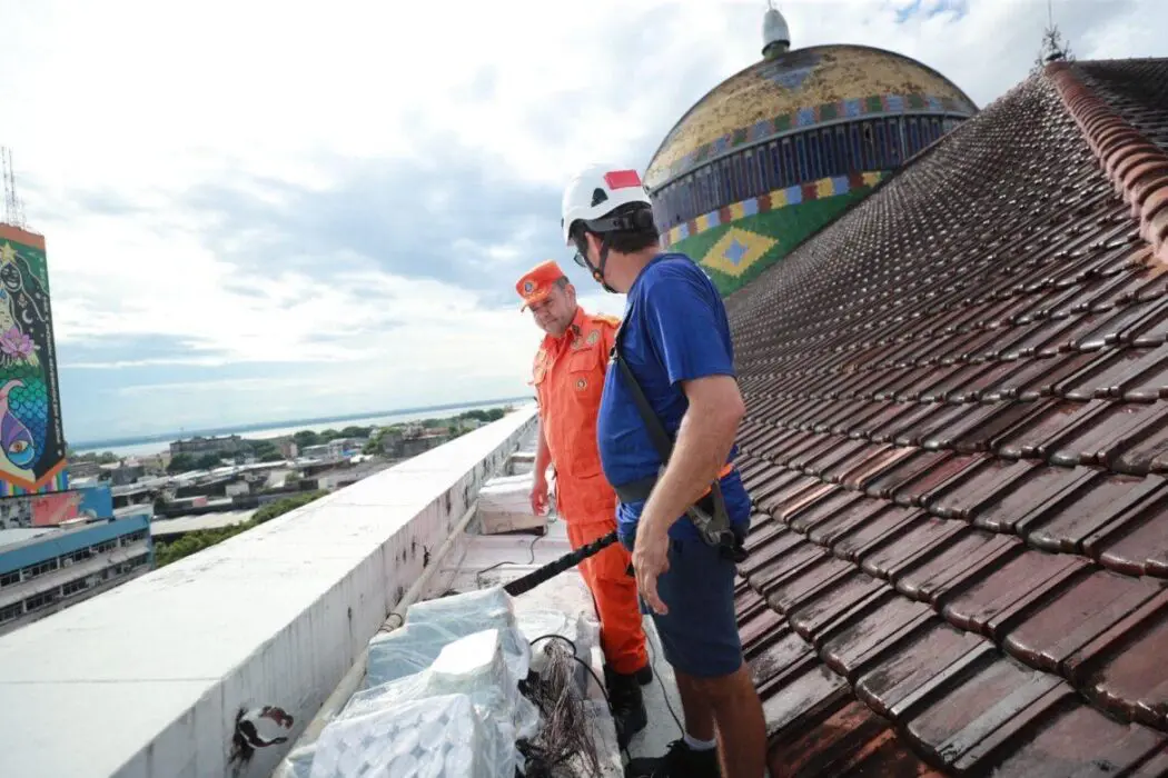 Réveillon do Largo: Corpo de Bombeiros faz vistoria final da estrutura montada para show pirotécnico