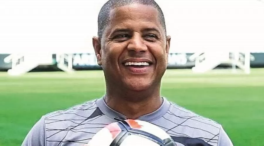 Marcelinho Carioca é resgatado do cativeiro