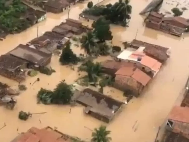 Duas crianças morrem durante temporal na Bahia