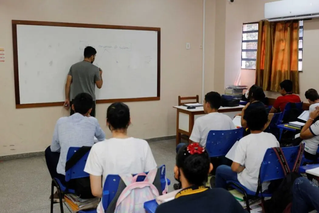 Mais de 26 mil candidatos já se inscreveram no PSS para novos professores da Secretaria de Educação