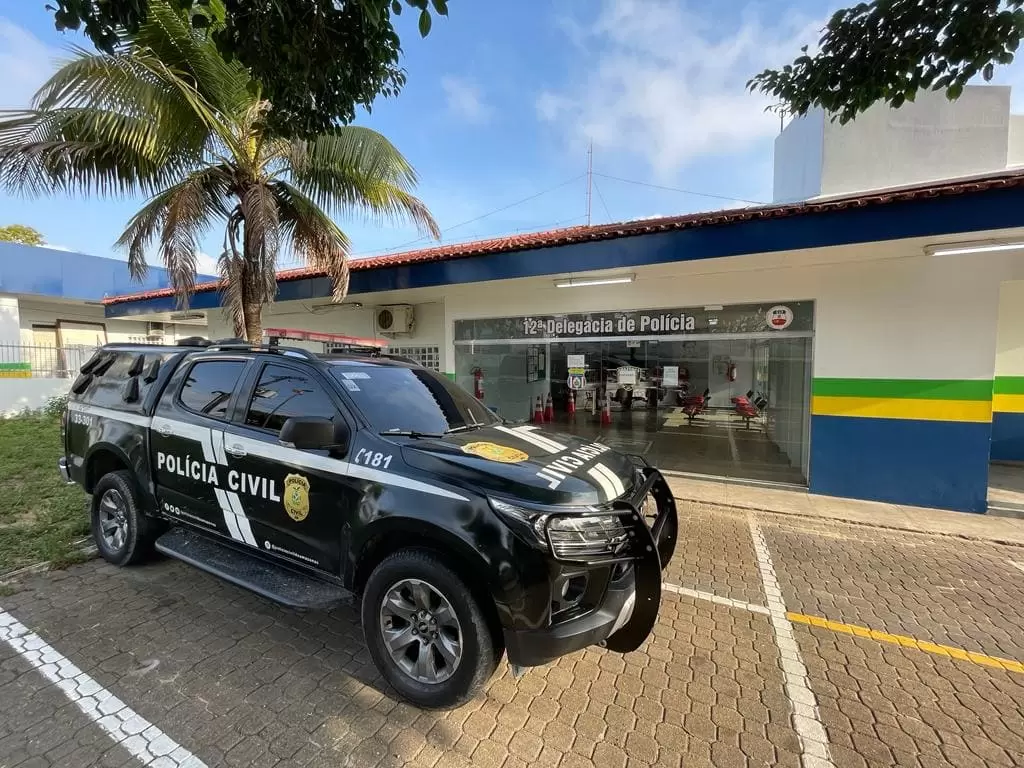 Dupla é presa por roubo ocorrido no bairro Jorge Teixeira