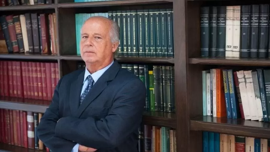 Advogado do caso Marília Mendonça morre após acidente de avião em São Paulo