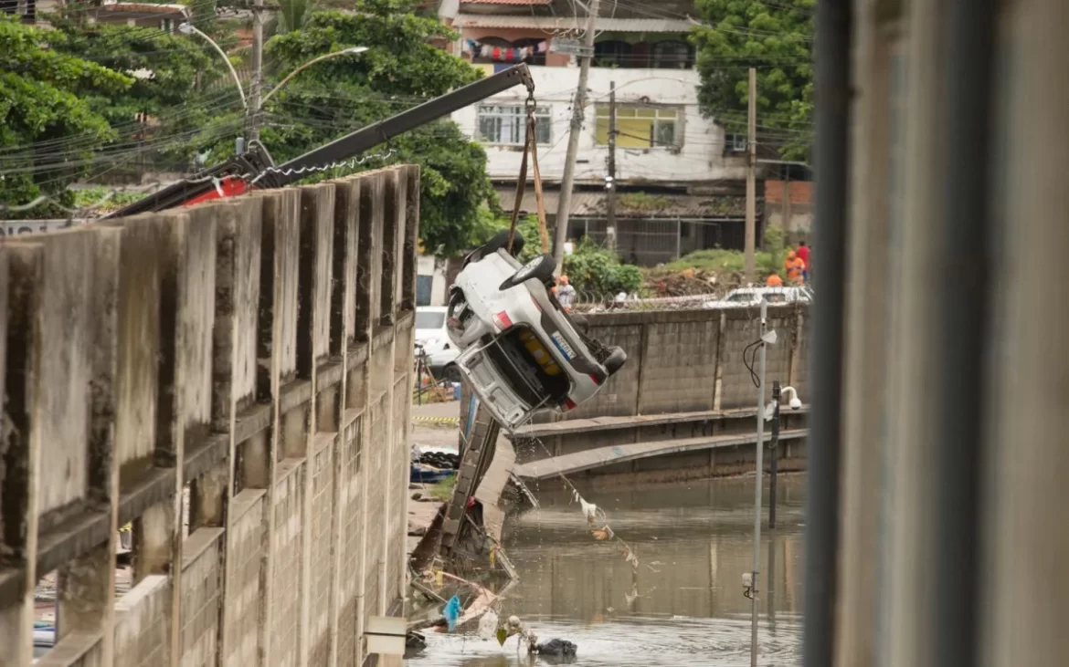 Temporal no RJ tem 11 mortos e dois desaparecidos