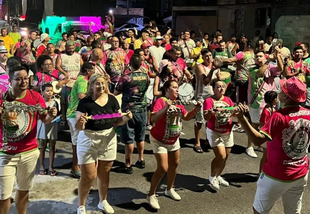 Hoje tem Escola de Samba Vitória Régia nas ruas com o seu 1º ensaio técnico