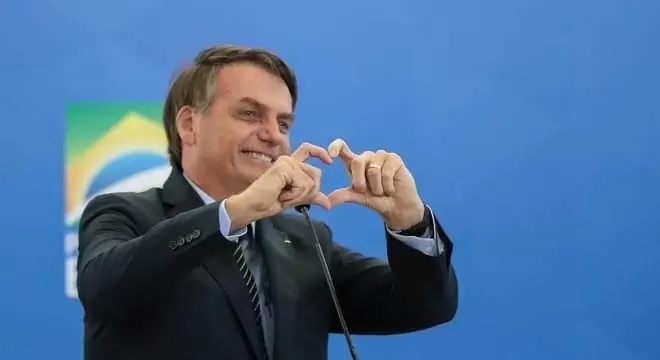 Bolsonaro é alvo de operação da PF nesta sexta