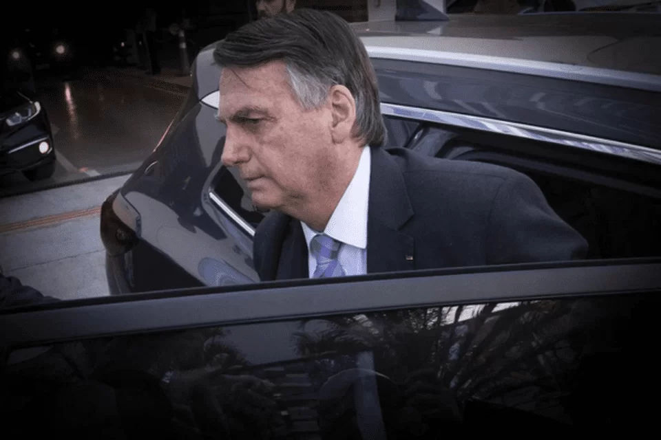 Anistia a Bolsonaro é rejeitada por 54% dos brasileiros, diz Datafolha