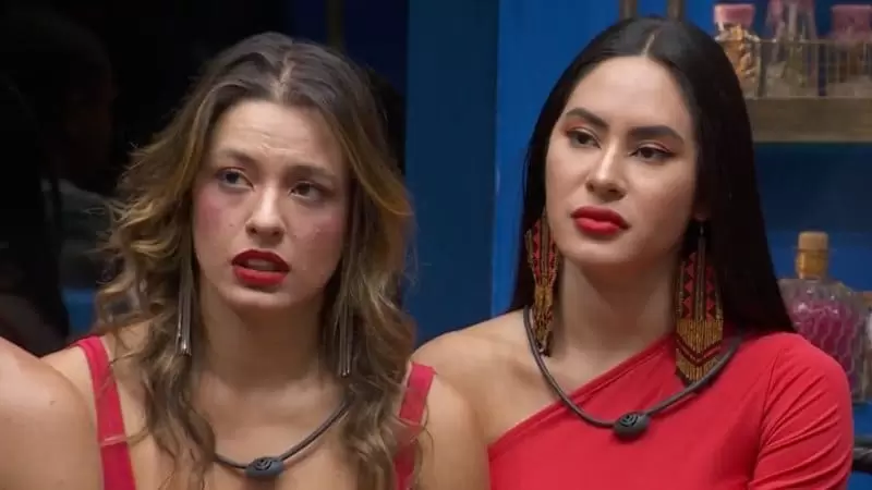 BBB24: Isabelle decide ficar com o prêmio e Bia é a nova líder