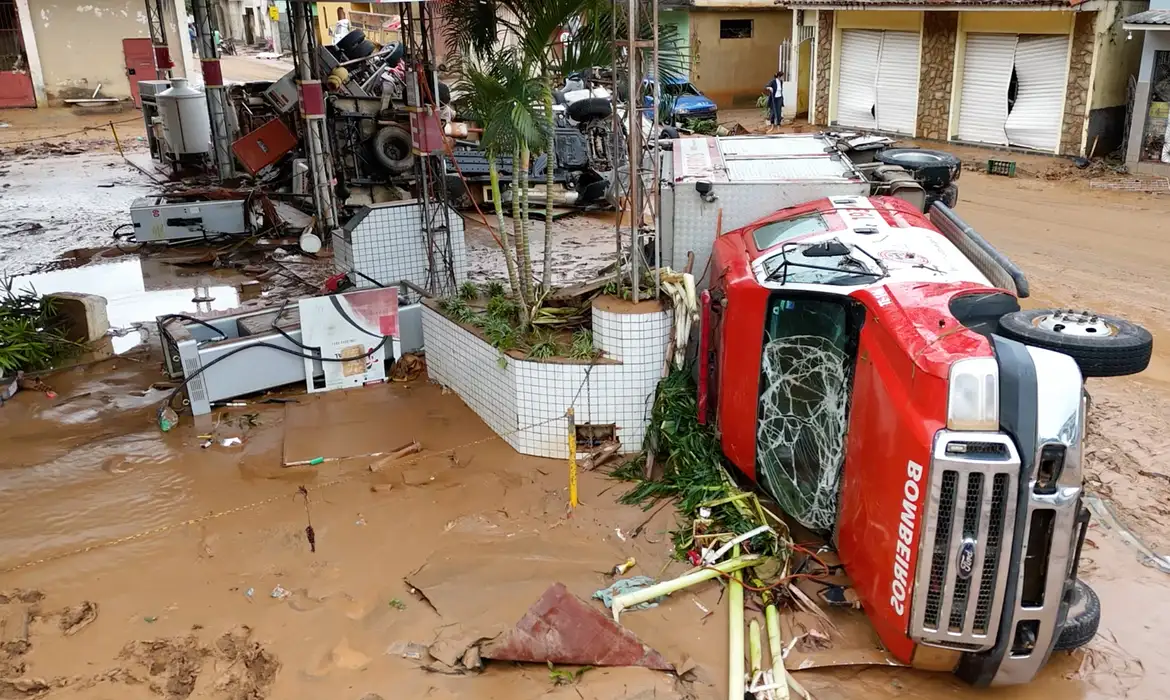 Sobe para 17 o número de mortes por causa das chuvas no Espírito Santo