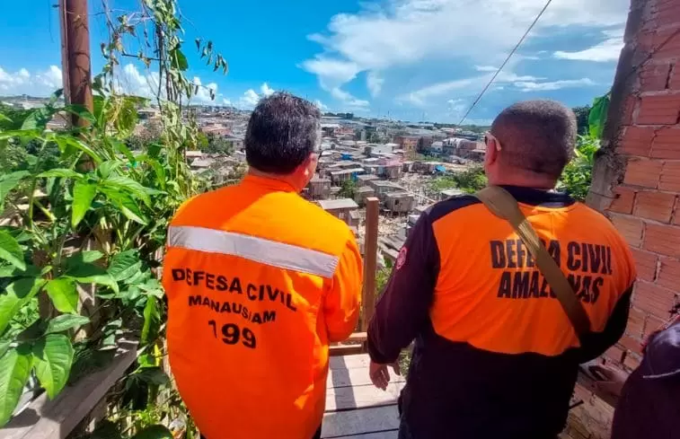 Prefeitura registra 16 ocorrências durante as chuvas desta terça-feira, (14)