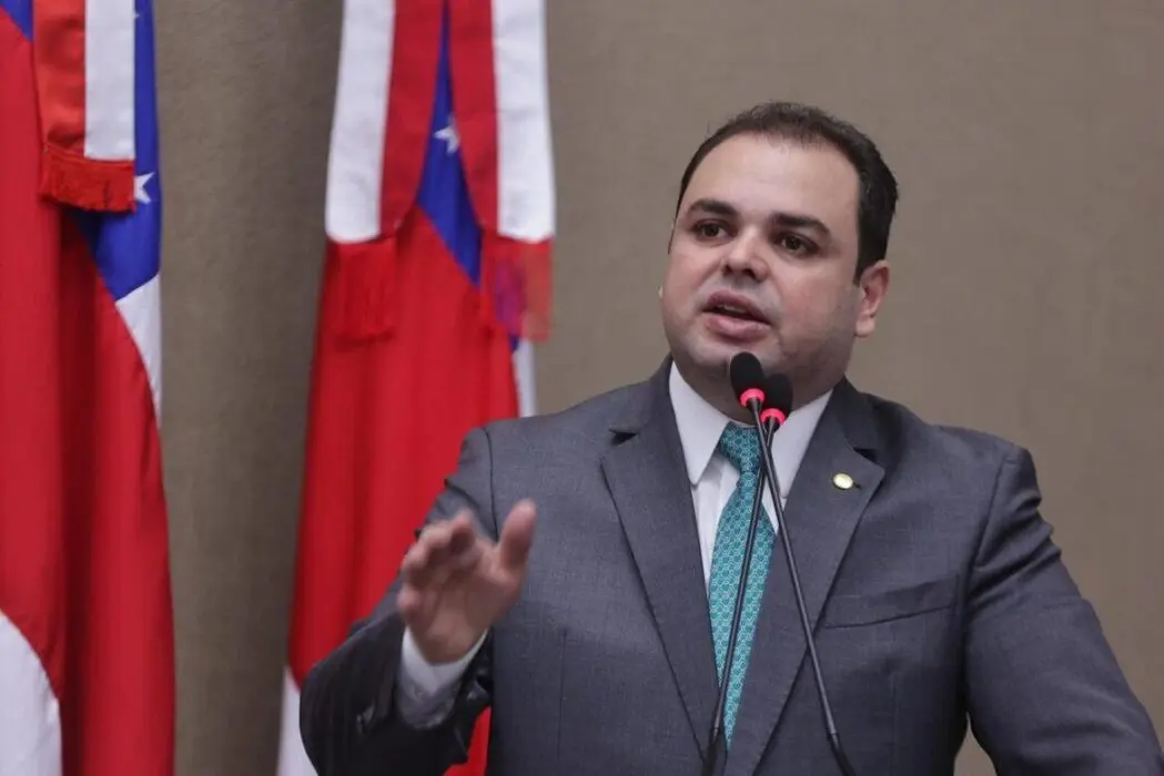 Diante do número crescente de arboviroses, Roberto Cidade apresenta proposta para proteger mulheres durante a gestação
