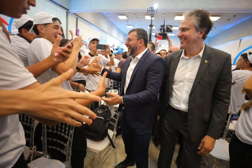 Wilson Lima destaca projetos para elevar qualidade da educação no Amazonas