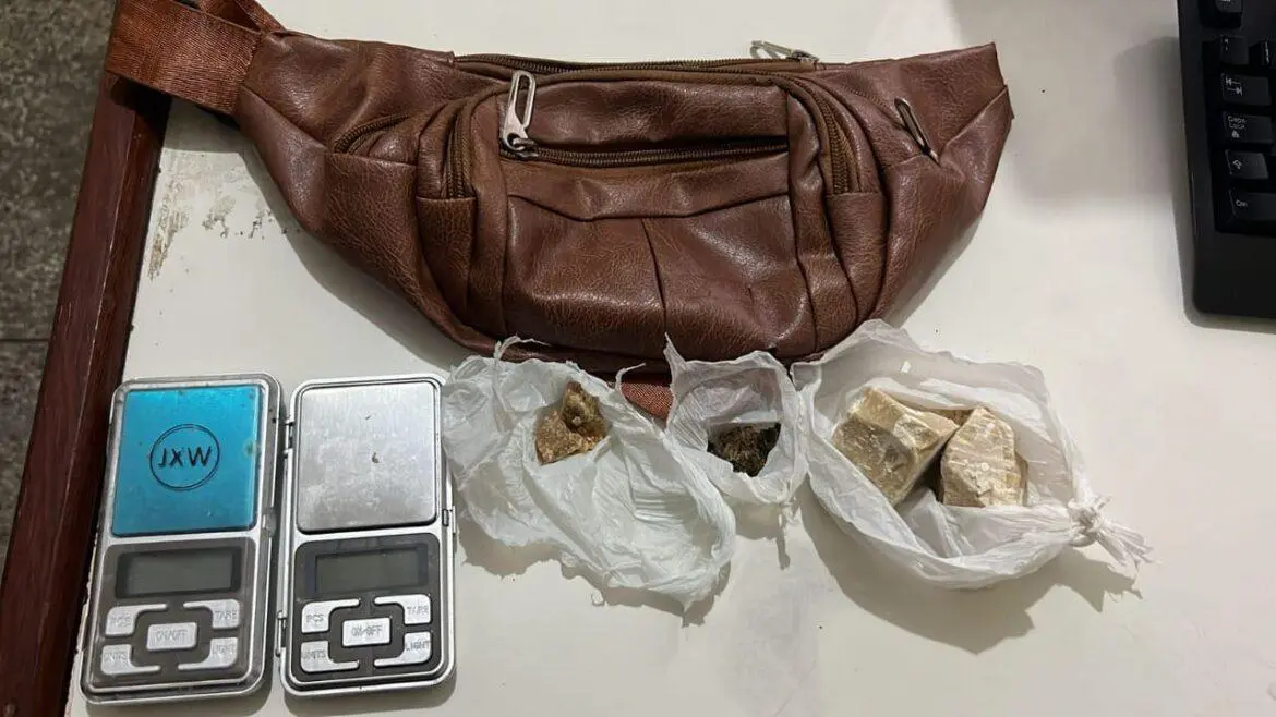 Homem é preso em flagrante por tráfico de drogas em Uarini