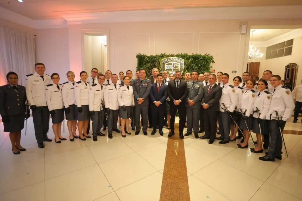 Wilson Lima participa de formatura de novos Oficiais de Saúde que vão atuar na Polícia Militar do Amazonas