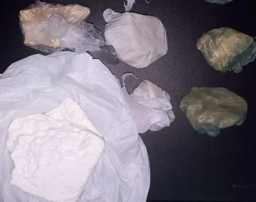 Polícia prende duas mulheres com drogas avaliadas em R$ 20 mil no interior do Amazonas