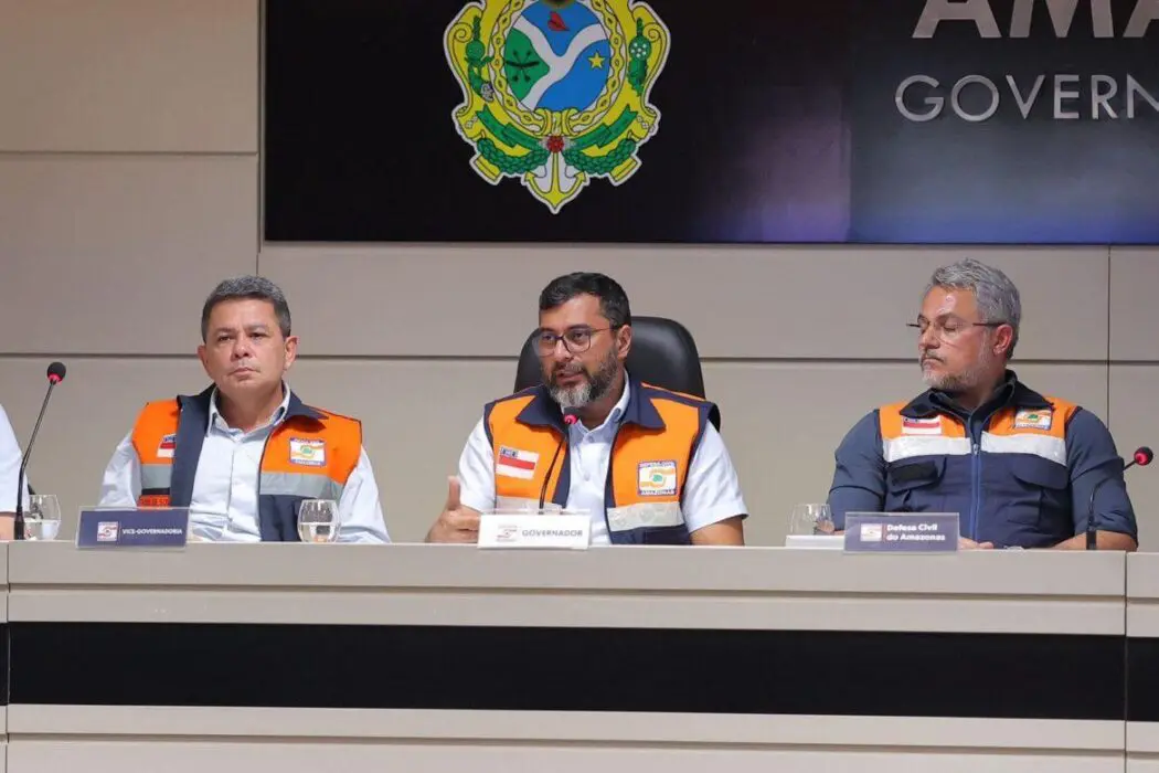 Governador Wilson Lima reúne secretários para alinhamento e antecipação de ações de enfrentamento do período de estiagem em 2024