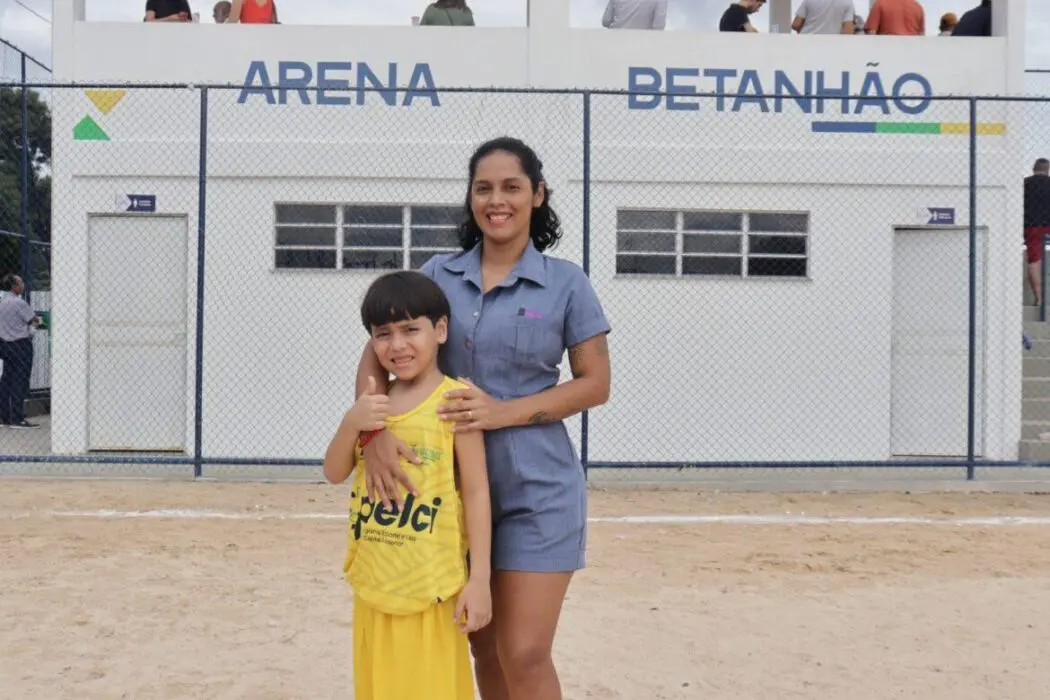 Moradores da Betânia comemoram chegada do Pelci à comunidade