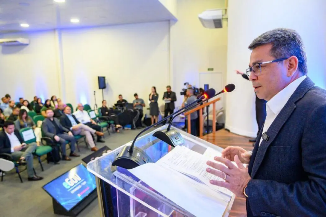 Governo do Amazonas amplia medidas para consolidar gestão digital e expandir oferta de serviços públicos à população