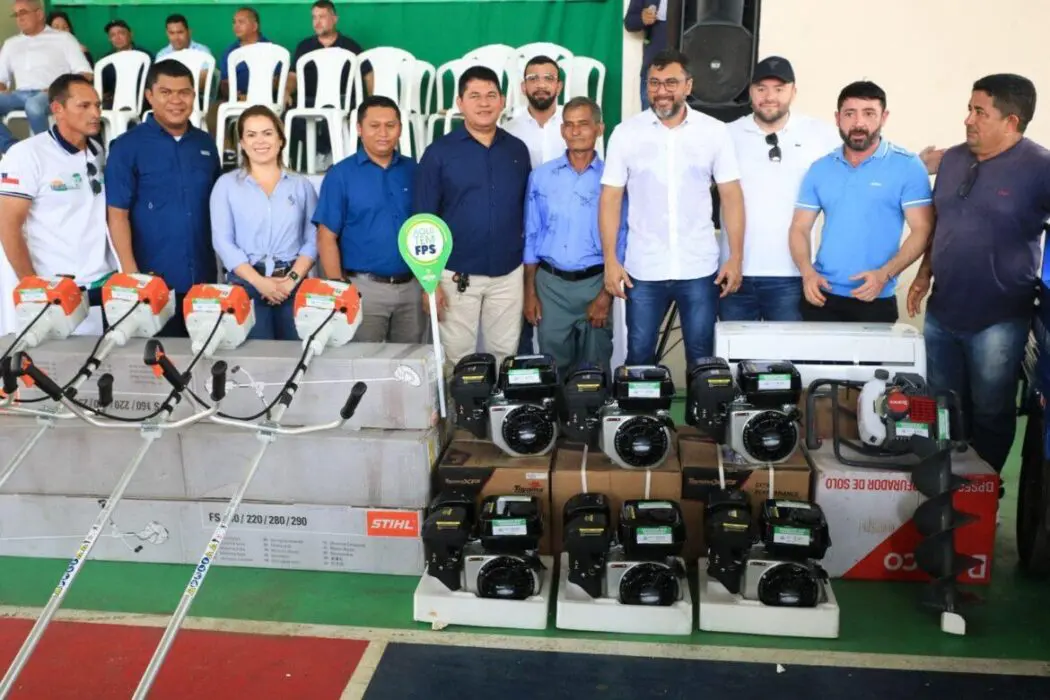 Governador Wilson Lima entrega mais de R$ 814 mil em fomentos para setor primário de Maraã