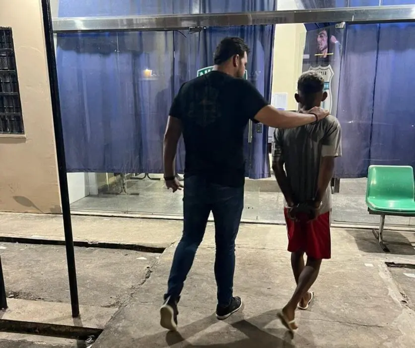 Polícia  prende homem por abusar sexualmente de adolescente, em São Paulo de Olivença