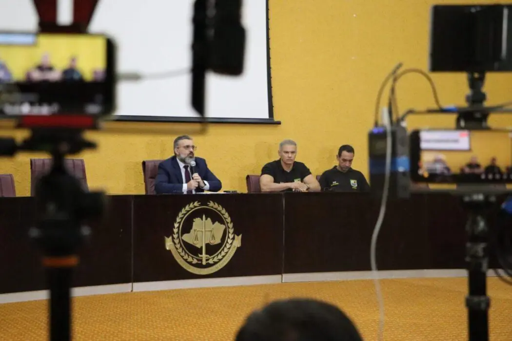 Cinco PMs são presos pela operação “Audácia”, do MPAM, nesta sexta (14). Três são considerados foragidos
