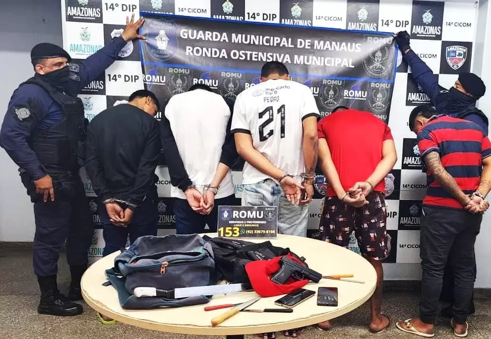 Homens armados são presos durante patrulhamento em Manaus