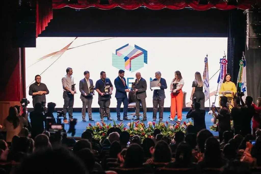 Fecomércio AM celebra o Dia do Comerciante com homenagem a empresas amazonenses