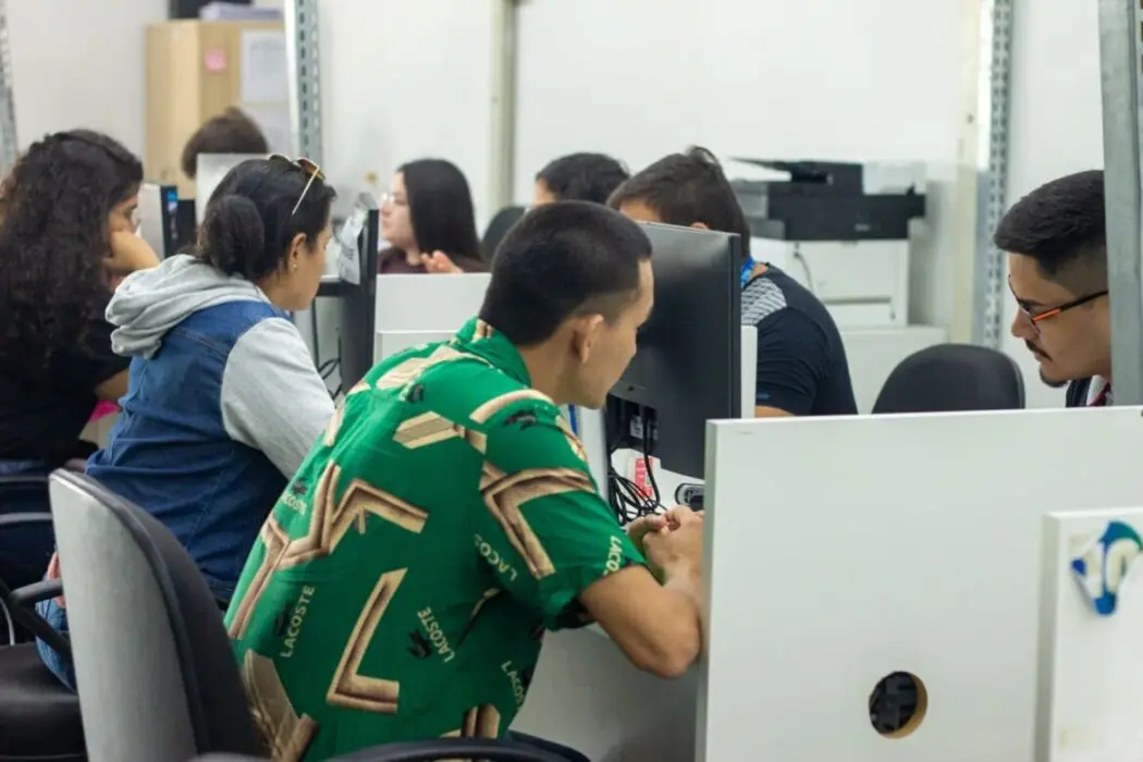 Sine Amazonas divulga 345 vagas de emprego para esta segunda-feira