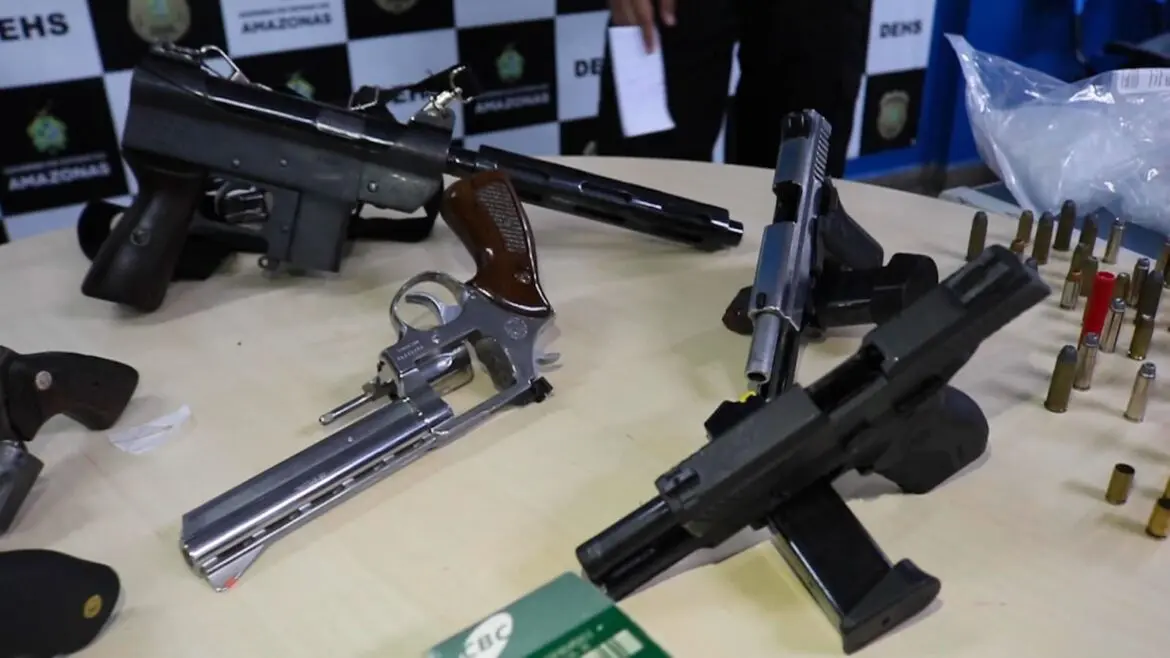Forças de Segurança do Amazonas apreenderam mais de 1,5 mil armas de fogo em 2024