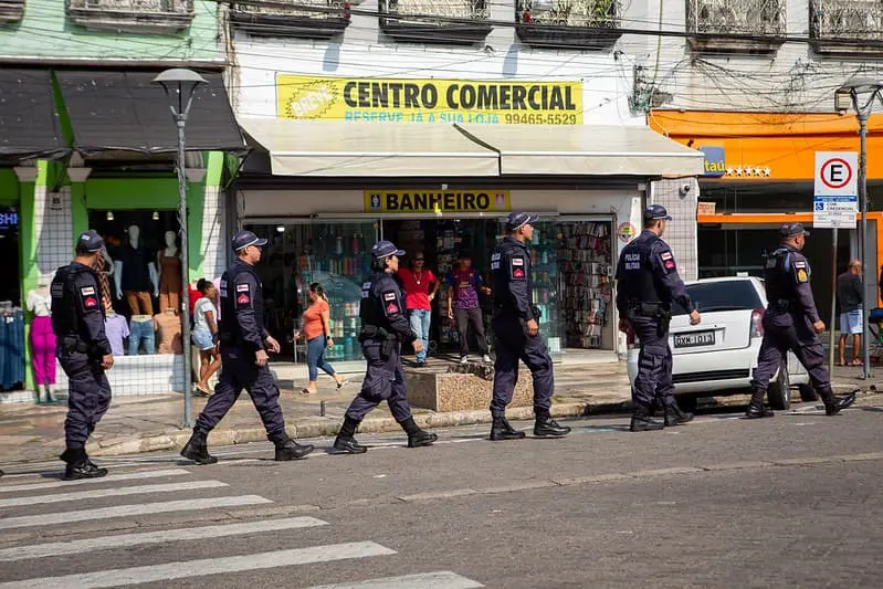 De janeiro a outubro de 2024, Manaus apresenta queda nos crimes de roubos de veículos e em transporte coletivo