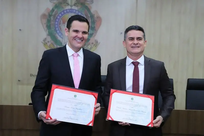 Prefeito David Almeida e vice Renato Junior serão empossados nesta quarta (1)