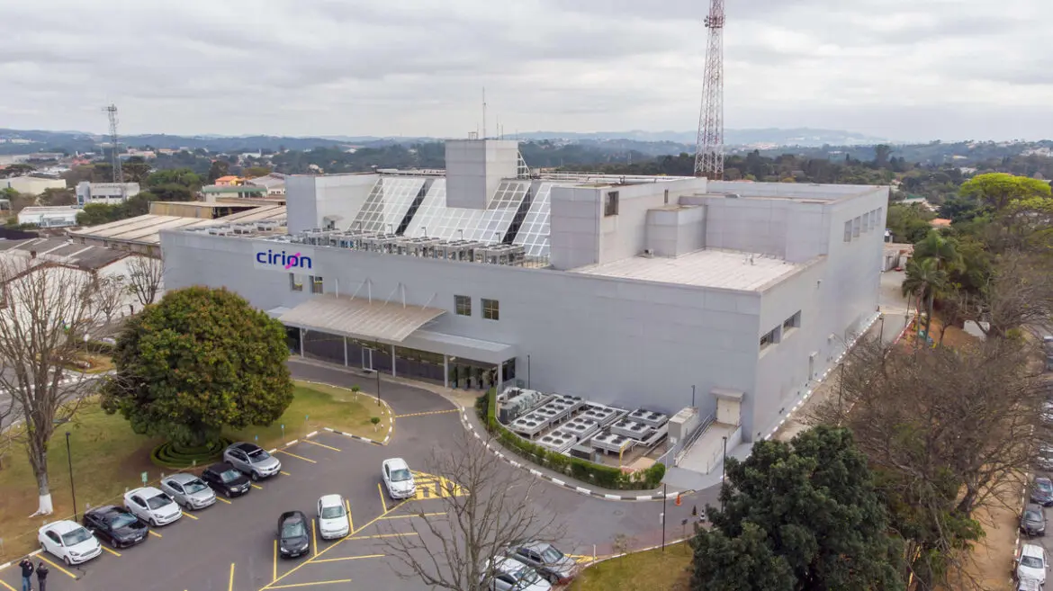 Cirion expande sua rede de fibra óptica no México