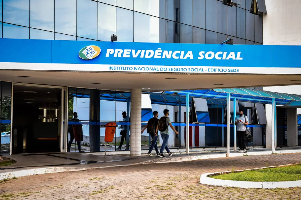 Governo prorroga até março prazo para pedido de ressarcimento do INSS